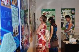 První návštěvníci výstavy Dobrovolnictví na Tišnovsku